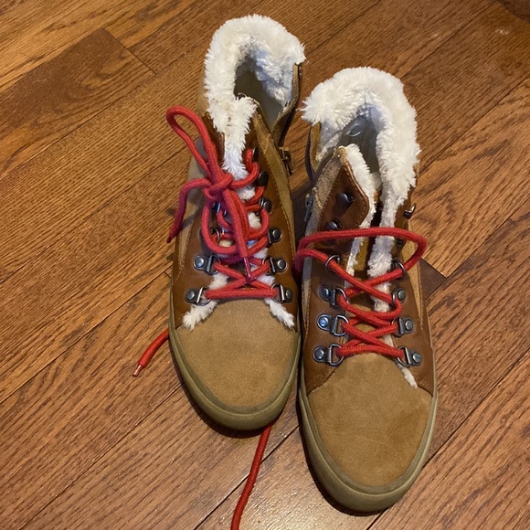 American Eagle Boots - Picture 7 of 12